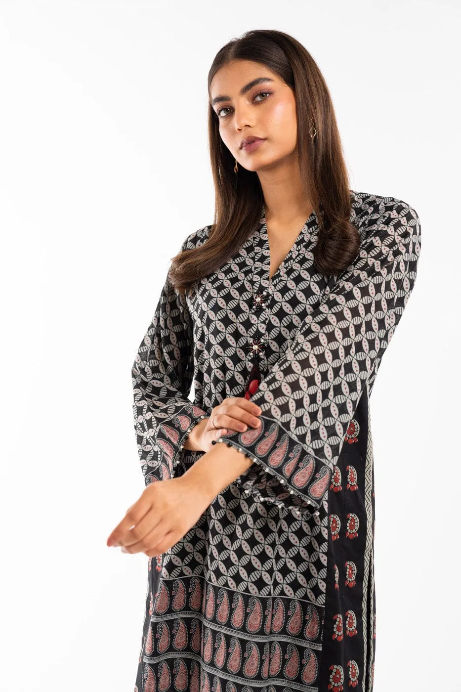 2 Pc Printed Lawn Shirt With Cambric Trouser