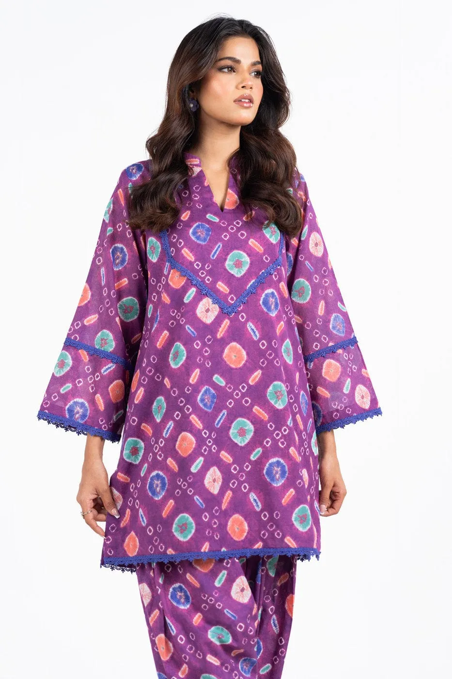 2 Pc Printed Lawn Suit With Cambric Trouser
