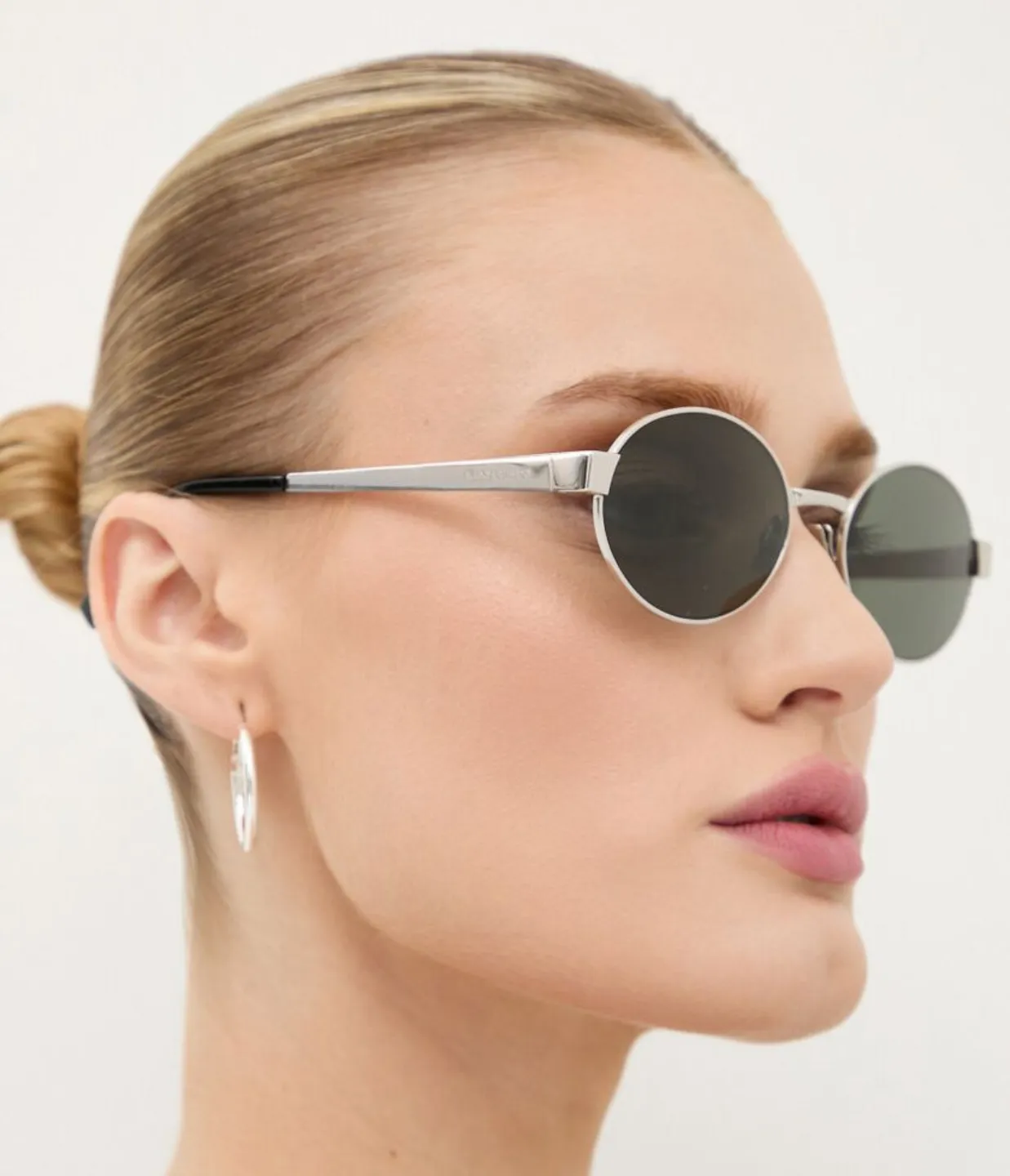 Round Metal Frame Sunglasses in Silver