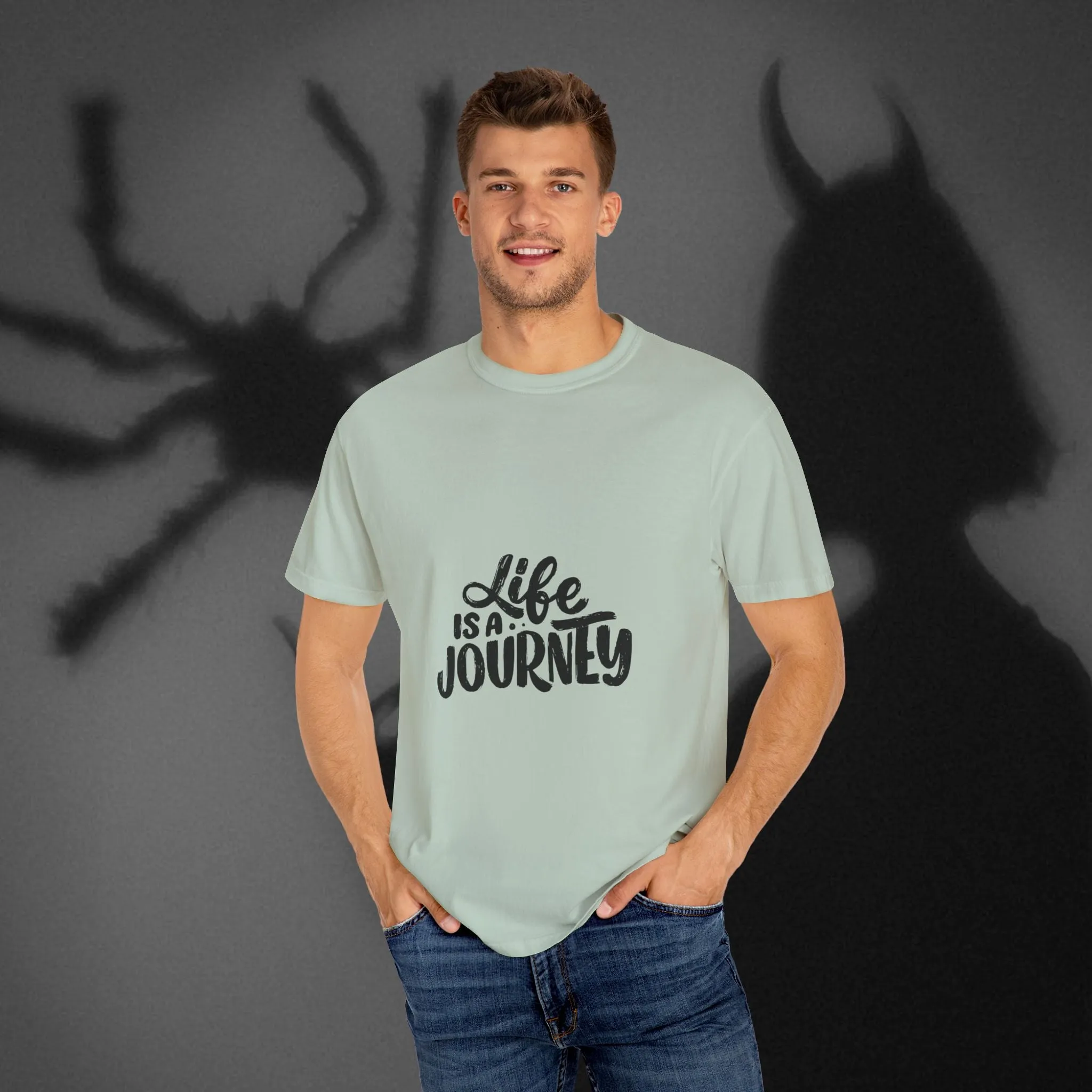T-shirt Life Is A Journey