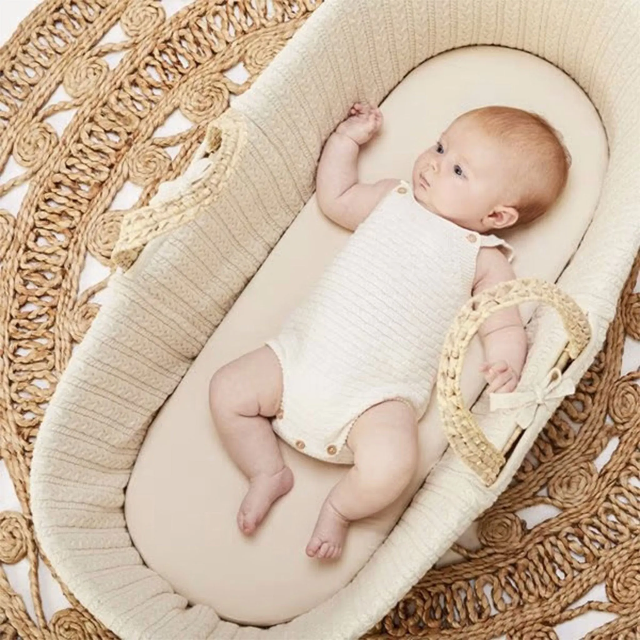 The Little Green Sheep Moses Basket, Mattress & Stand Bundle