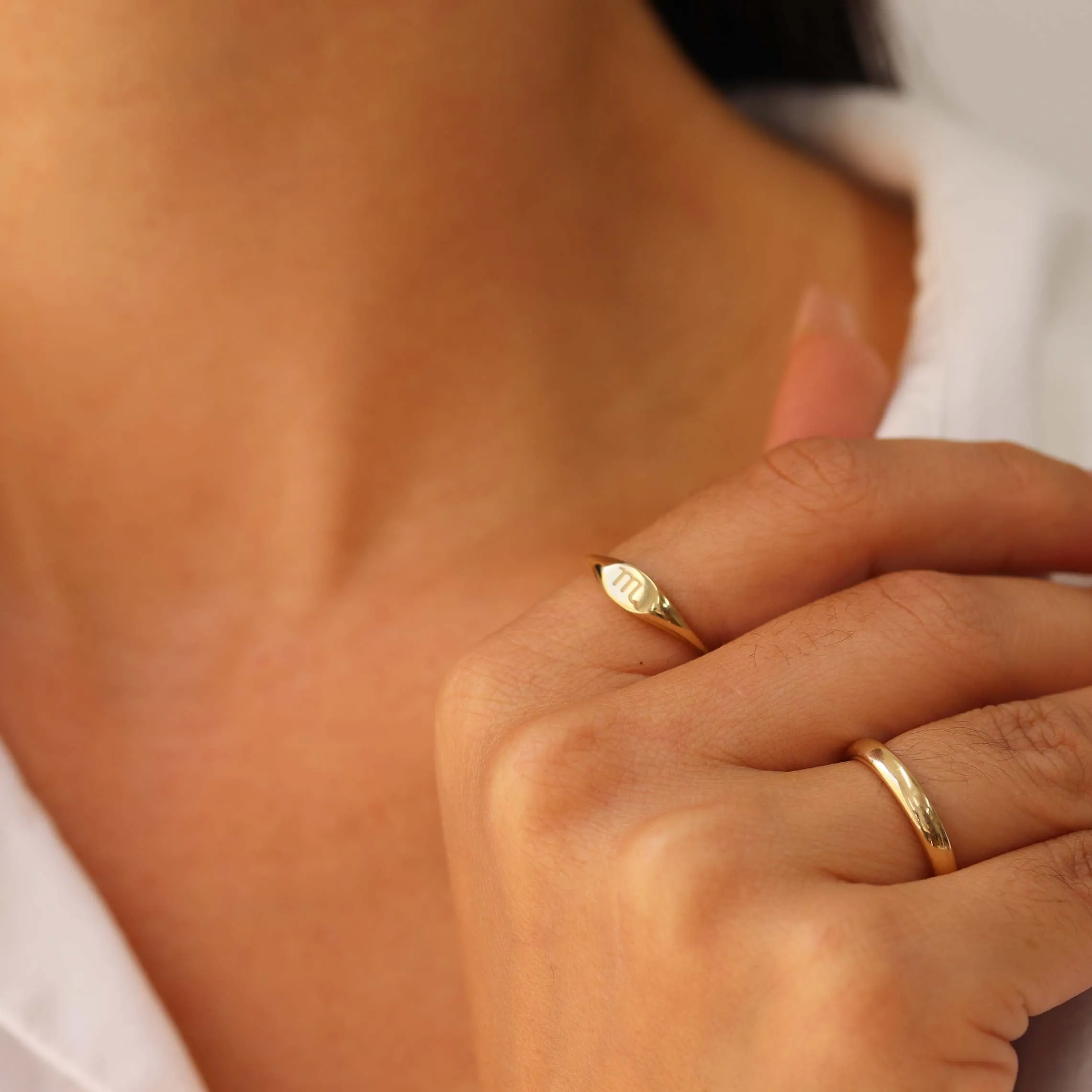 Thin Signet Ring